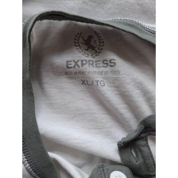 Express Mens TShirt XL White Gray Henley Short Sleeve Logo Gorpcore Classicore - Picture 3 of 6